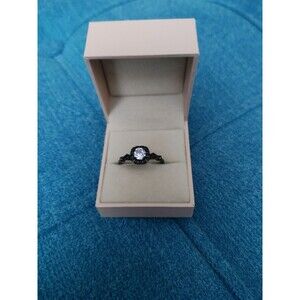 Women's ring size 10